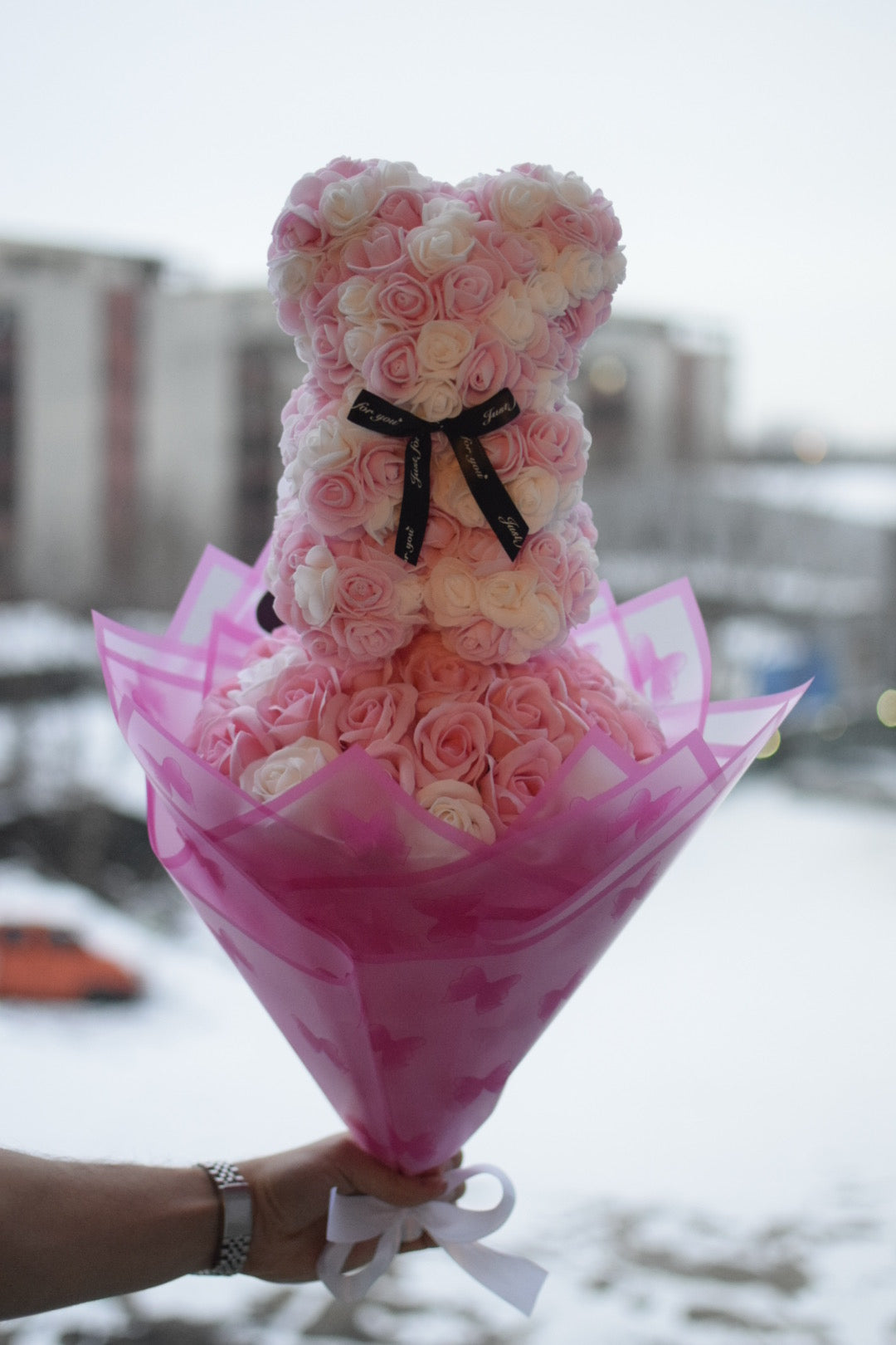 Buchet Roz Premium cu Trandafiri și Ursuleț – Cadou Special pentru Ea