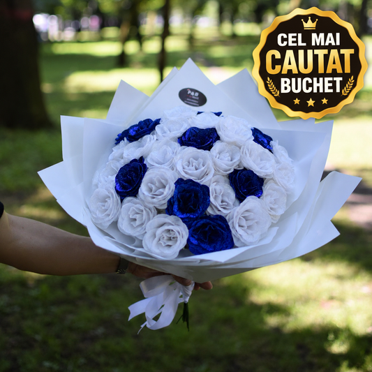 Buchet Trandafiri Royal Cu Sclipici Premium Albastru și Alb
