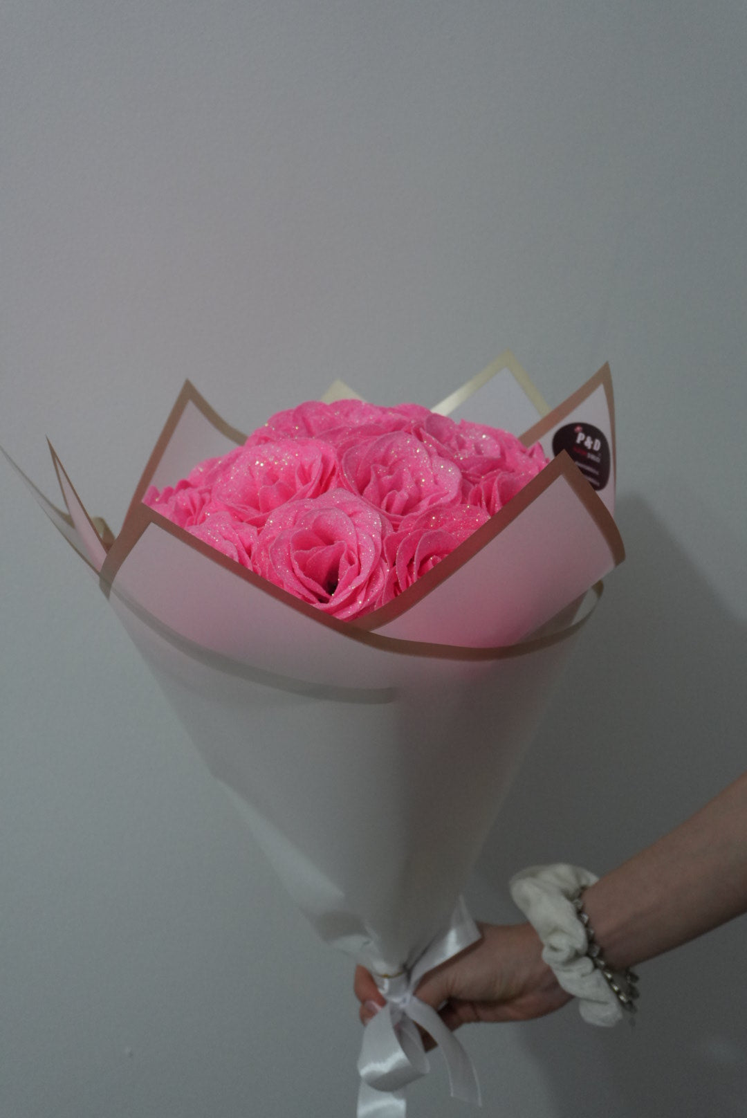 Buchet Trandafiri Royal Cu Sclipici Premium Roz