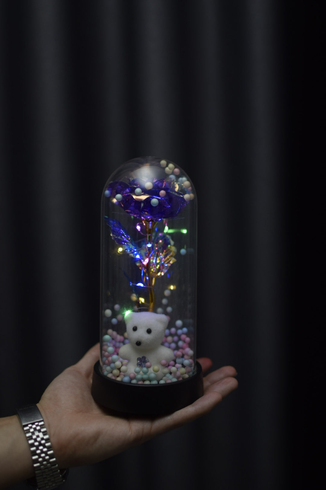 Trandafir Premium în Cupolă cu LED – Cadou Elegant și Special