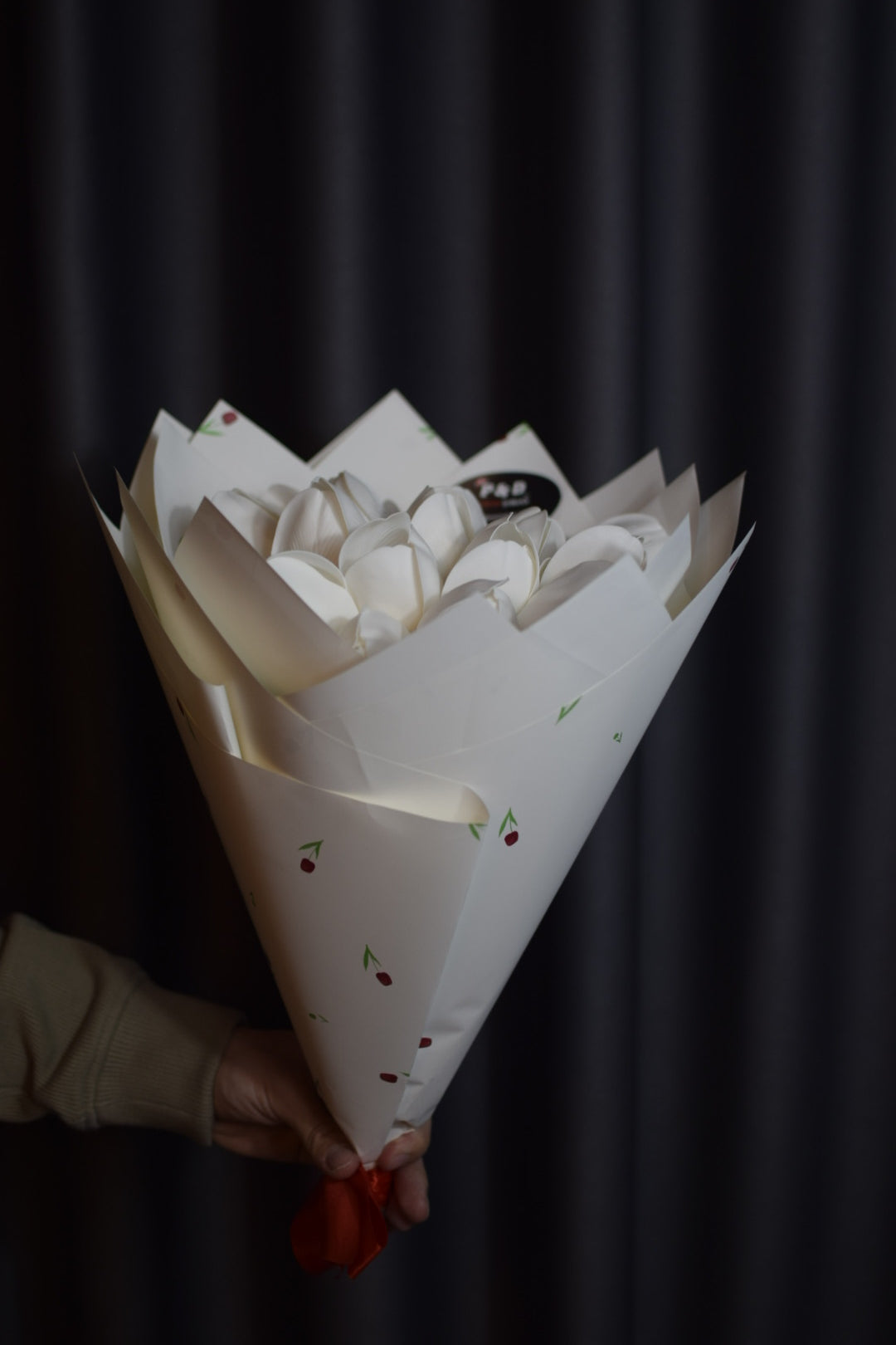 Buchet 19 Lalele Premium – Cadou Special 1 și 8 Martie