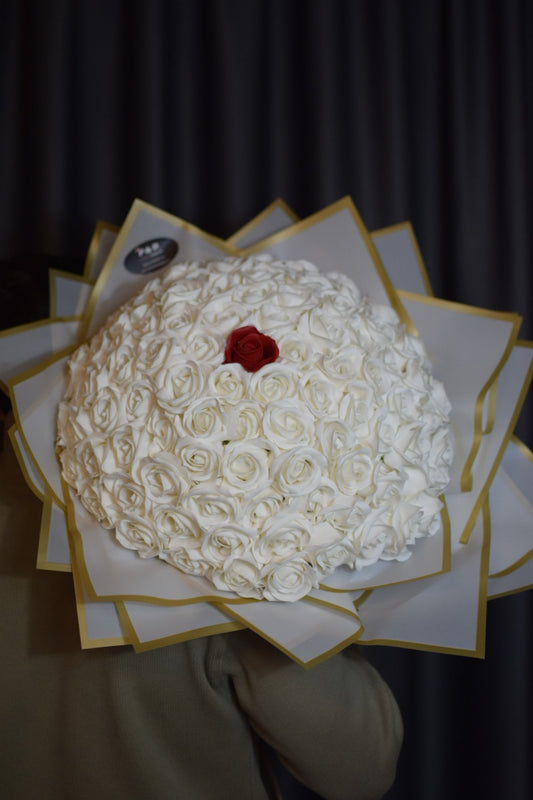 Buchet 101 Trandafiri Premium Albi